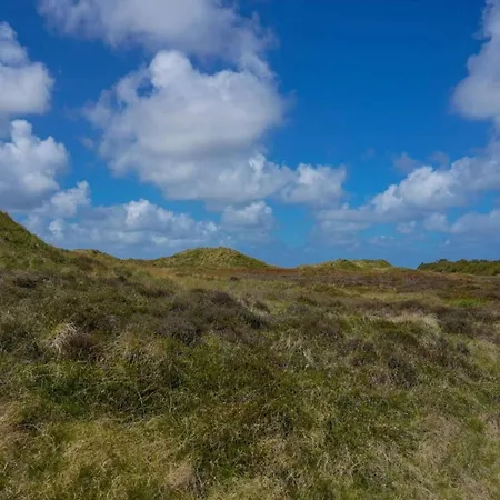 6 Person In Romo-by Traum *